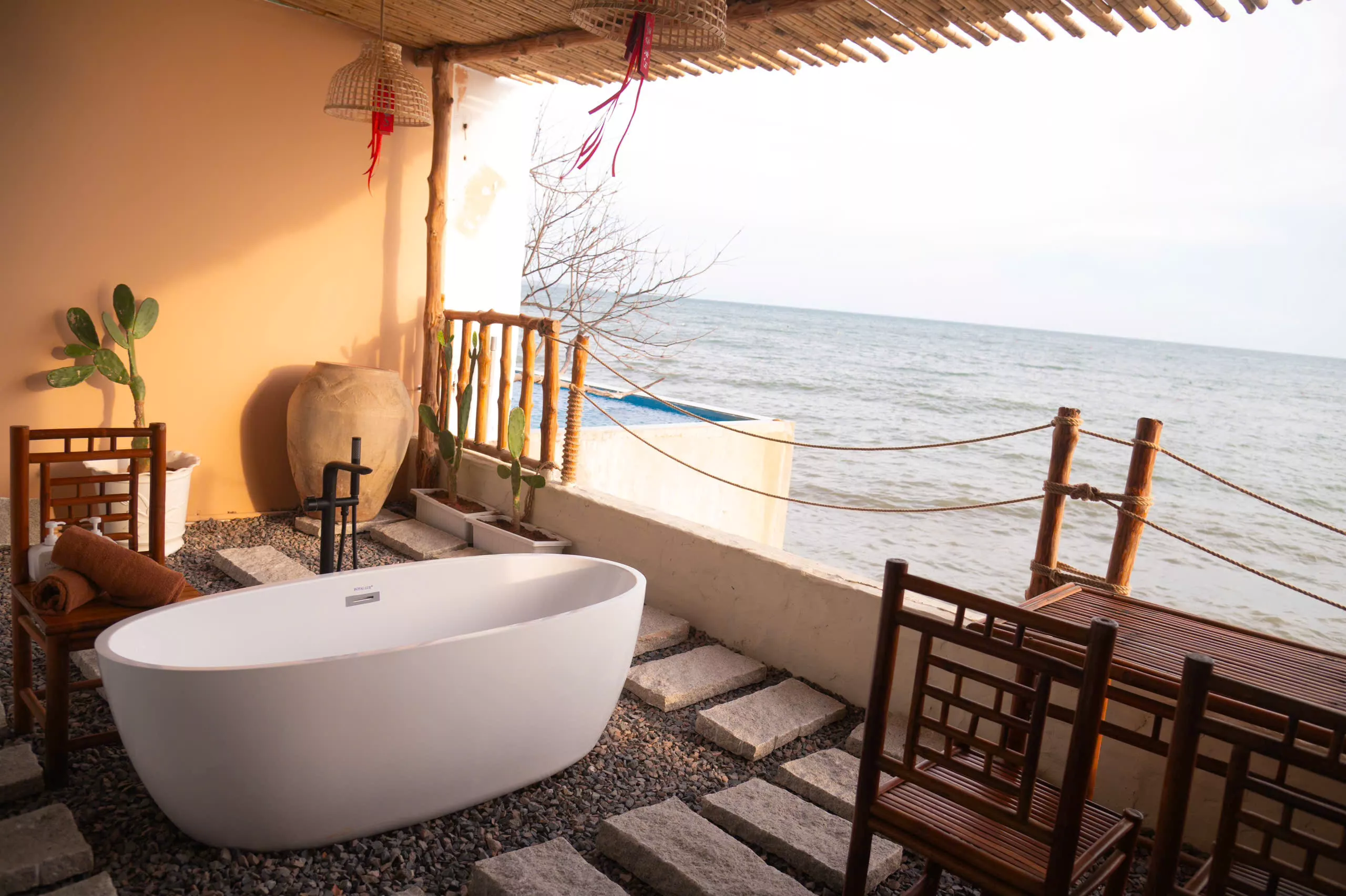 tổ chức tiệc villa Oceanfront Nha Trang